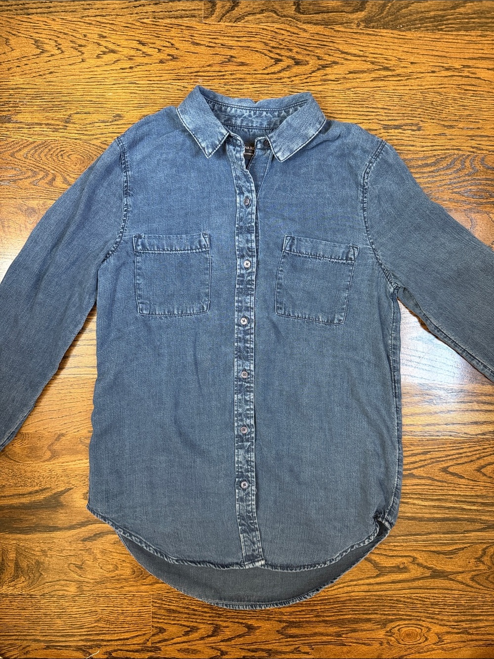 Banana Republic Denim Button Down Size X-Small